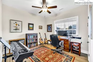 165 W Evergreen St, West Jefferson, NC 28694 - Photo 17