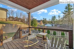 165 W Evergreen St, West Jefferson, NC 28694 - Photo 19