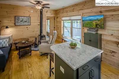 225 Oak Road, Beech Mountain, NC 28604 - Photo 15