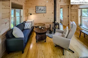 225 Oak Rd, Beech Mountain, NC 28604 - Photo 9