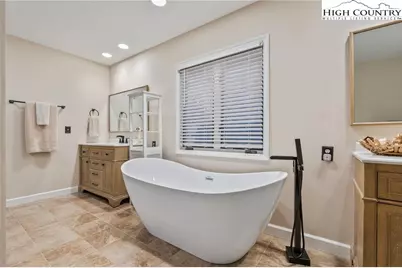 4937 W Nc 268 Highway, Wilkesboro, NC 28697 - Photo 21