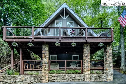 244 Walnut, Boone, NC 28607 - Photo 3