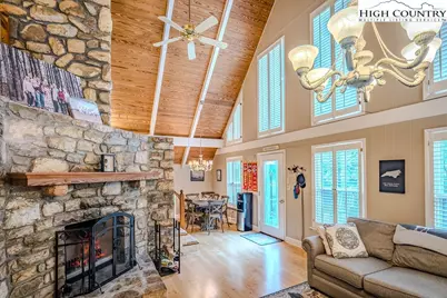 244 Walnut, Boone, NC 28607 - Photo 19