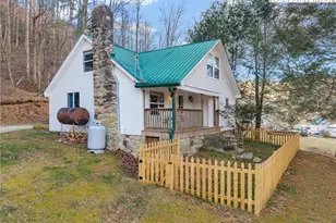 295 Jake's Mountain Rd, Deep Gap, NC 28618 - Photo 1