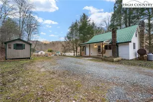 295 Jake's Mountain Rd, Deep Gap, NC 28618 - Photo 39