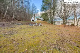 295 Jake's Mountain Rd, Deep Gap, NC 28618 - Photo 31