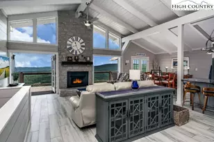 103 Mockingbird Ln, Beech Mountain, NC 28604 - Photo 3