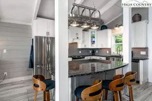 103 Mockingbird Ln, Beech Mountain, NC 28604 - Photo 9