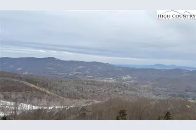 303 Sugar Top Drive #3-3325, Sugar Mountain, NC 28604 - Photo 3
