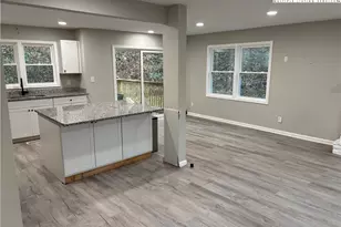 206 Bryant Combs Rd, Sugar Grove, NC 28679 - Photo 9