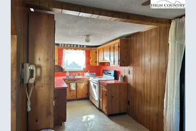 1620 Little Pine Road, Ennice, NC 28623 - Photo 7