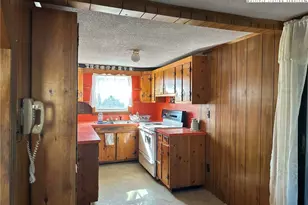 1620 Little Pine Rd, Ennice, NC 28623 - Photo 7