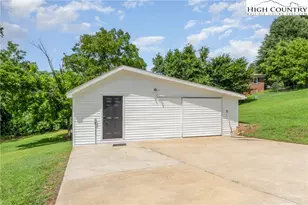 1164 Bradford Mountain Rd, Lenoir, NC 28645 - Photo 27