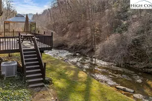 2862 Lower Nettle Knob Rd, West Jefferson, NC 28694 - Photo 3