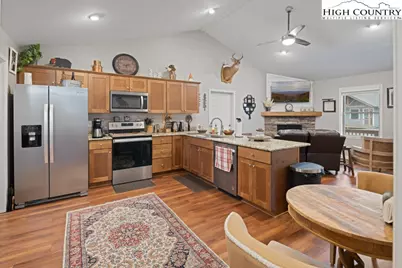 424 Townhomes Place #., Boone, NC 28607 - Photo 15