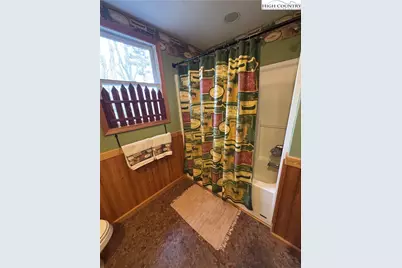 128 Hillcrest Road, Newland, NC 28657 - Photo 19