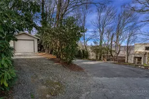 763 Gorge View Dr, Blowing Rock, NC 28605 - Photo 3