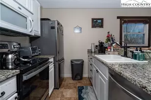 103 Mid Holiday Ln, Beech Mountain, NC 28604 - Photo 13