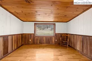 211 Possum Holllow Rd, Blowing Rock, NC 28605 - Photo 21