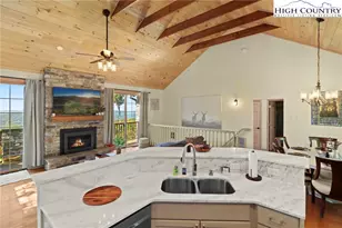 127 Raven Rd, Beech Mountain, NC 28604 - Photo 15