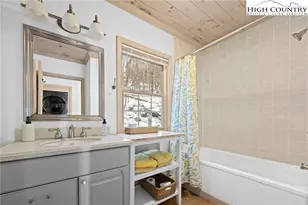 127 Raven Rd, Beech Mountain, NC 28604 - Photo 27