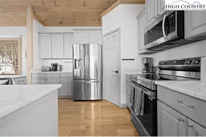 127 Raven Road, Beech Mountain, NC 28604 - Photo 13