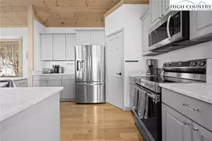 127 Raven Rd, Beech Mountain, NC 28604 - Photo 13