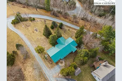 211 Apple Way, Blowing Rock, NC 28605 - Photo 33