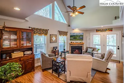 172 Valley Lane, Newland, NC 28657 - Photo 11