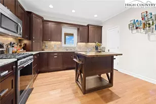 457 Pritchard Rd, Newland, NC 28657 - Photo 17