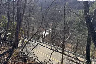 18 N US 19-E Hwy, Newland, NC 28657 - Photo 23