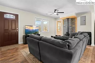 34 Cynthia Ln, Banner Elk, NC 28604 - Photo 13