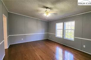 68 Rhoneys Vw Rd, Newland, NC 28657 - Photo 13