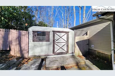 68 Rhoneys View Road, Newland, NC 28657 - Photo 23