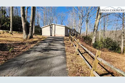 68 Rhoneys View Road, Newland, NC 28657 - Photo 3