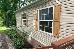 68 Rhoneys Vw Rd, Newland, NC 28657 - Photo 3