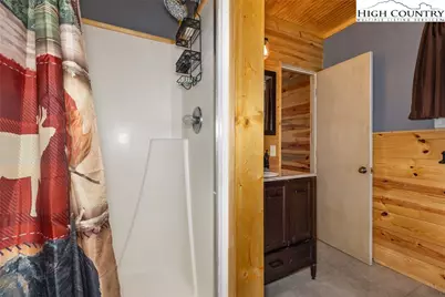 468 E Horse Shoe Ridge Road, Deep Gap, NC 28618 - Photo 11