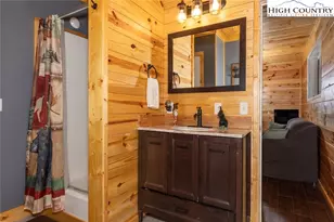 468 E Horse Shoe Ridge Rd, Deep Gap, NC 28618 - Photo 11