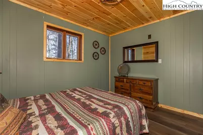 468 E Horse Shoe Ridge Road, Deep Gap, NC 28618 - Photo 7