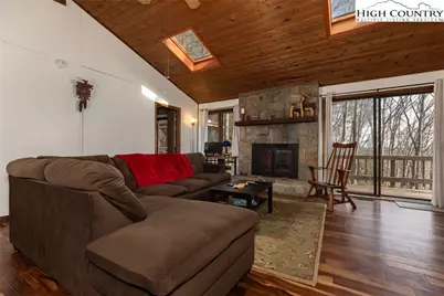 844 E Laurel Circle, Deep Gap, NC 28618 - Photo 3
