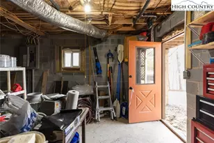 844 E Laurel Circle, Deep Gap, NC 28618 - Photo 17