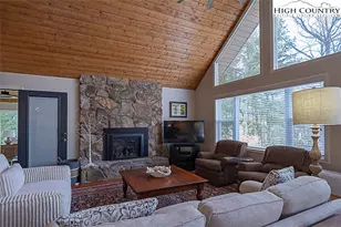 148 Buchanan St, Roaring Gap, NC 28668 - Photo 3