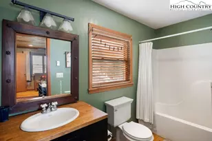 126 Rock Spring Cir, Sugar Mountain, NC 28604 - Photo 13