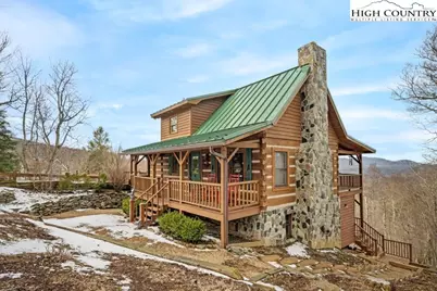 126 Rock Spring Circle, Sugar Mountain, NC 28604 - Photo 1