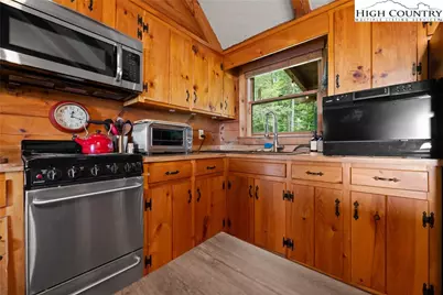 185 Scenic Vista Trail, Blowing Rock, NC 28605 - Photo 9