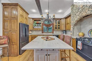 530 Howards Knob Rd, Boone, NC 28607 - Photo 9