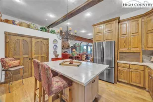 530 Howards Knob Rd, Boone, NC 28607 - Photo 9