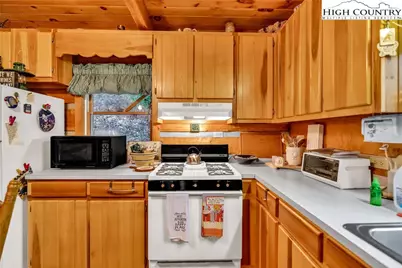 108 Chestnut Creek, West Jefferson, NC 28694 - Photo 19