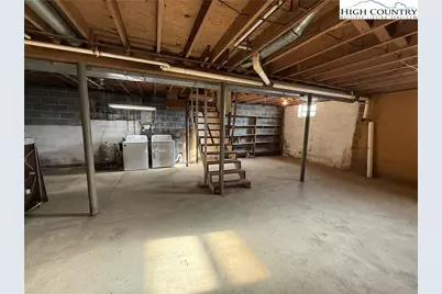 288 Sussex Road, Grassy Creek, NC 28631 - Photo 17