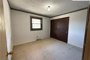 288 Sussex Rd, Grassy Creek, NC 28631 - Photo 11